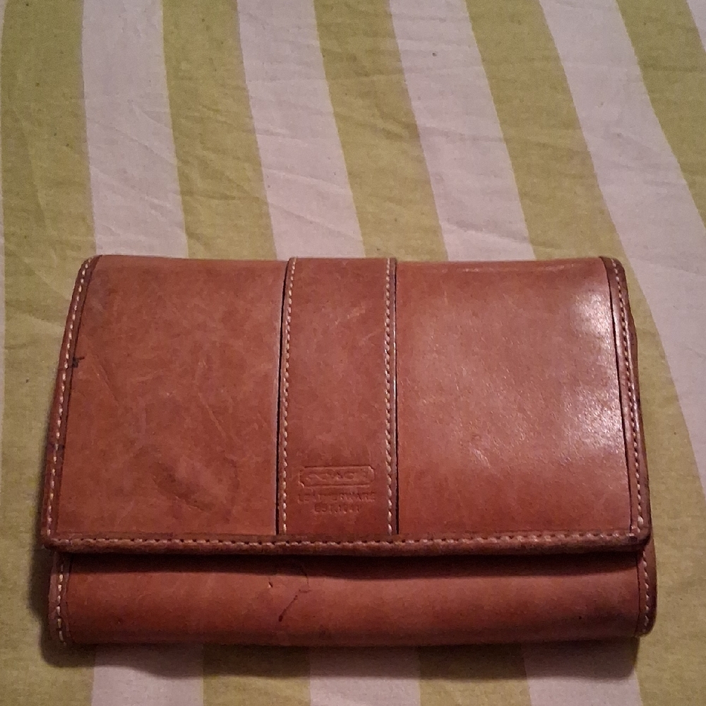 Coach Tan Leather Wallets Classic Design